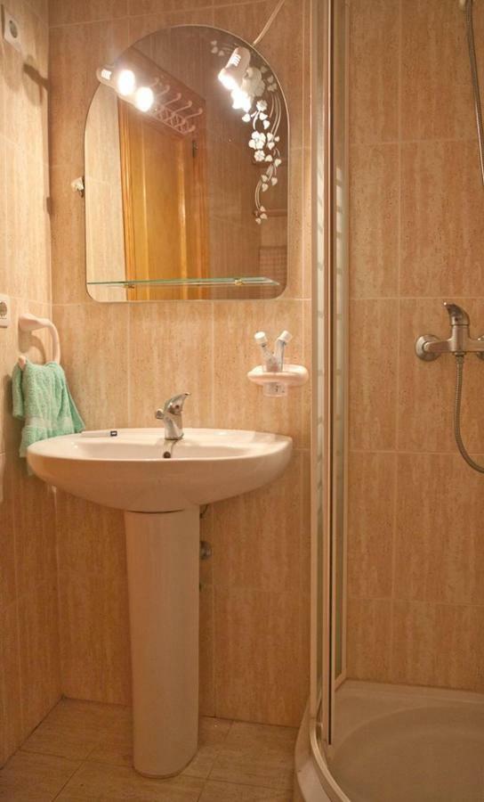 Vivienda Rural El Mirador De Enix Villa Ngoại thất bức ảnh